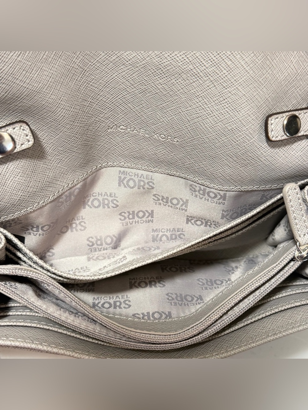 Michael Kors Chain Wallet Crossbody - Picture 12 of 14